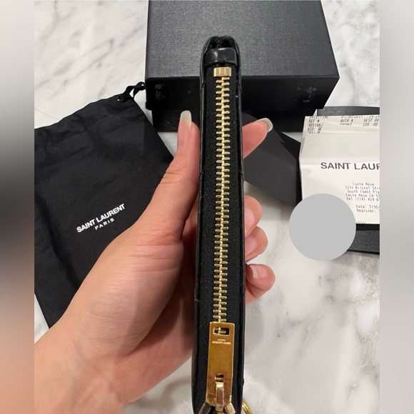 ***SOLD*** on marketplace - YSL CASSANDRE MATELASSÉ KEY POUCH IN SMOOTH LEATHER - Picture 11 of 11